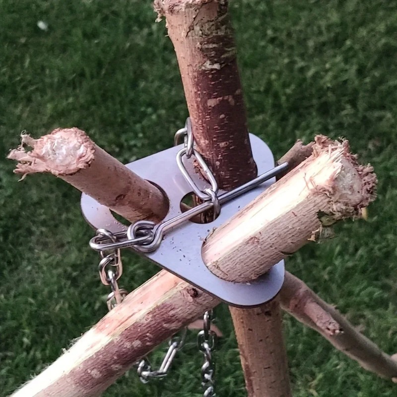 حامل ثلاثي القوائم للشواء في ا - مراجعة Camping Cooking Tripod وسعره