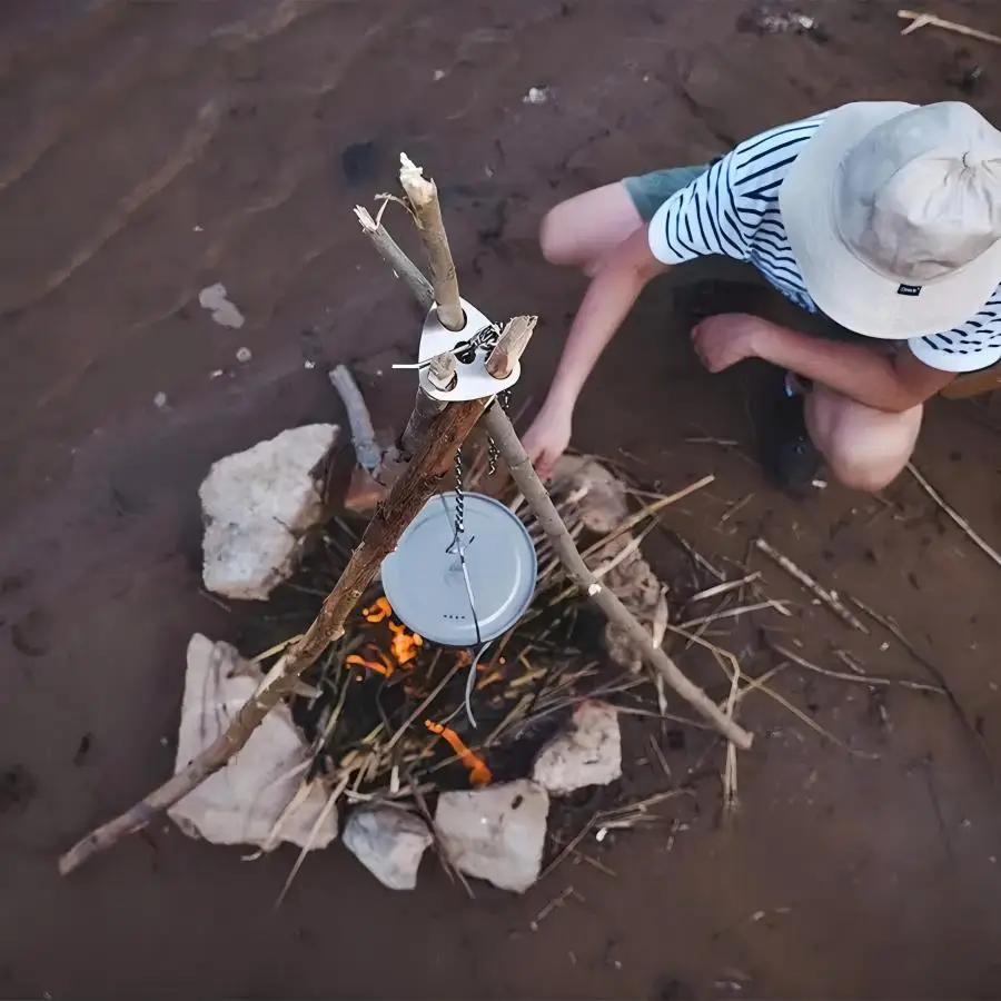 الفولاذ المقاوم للصدأ المحمولة - مراجعة Camping Cooking Tripod وسعره